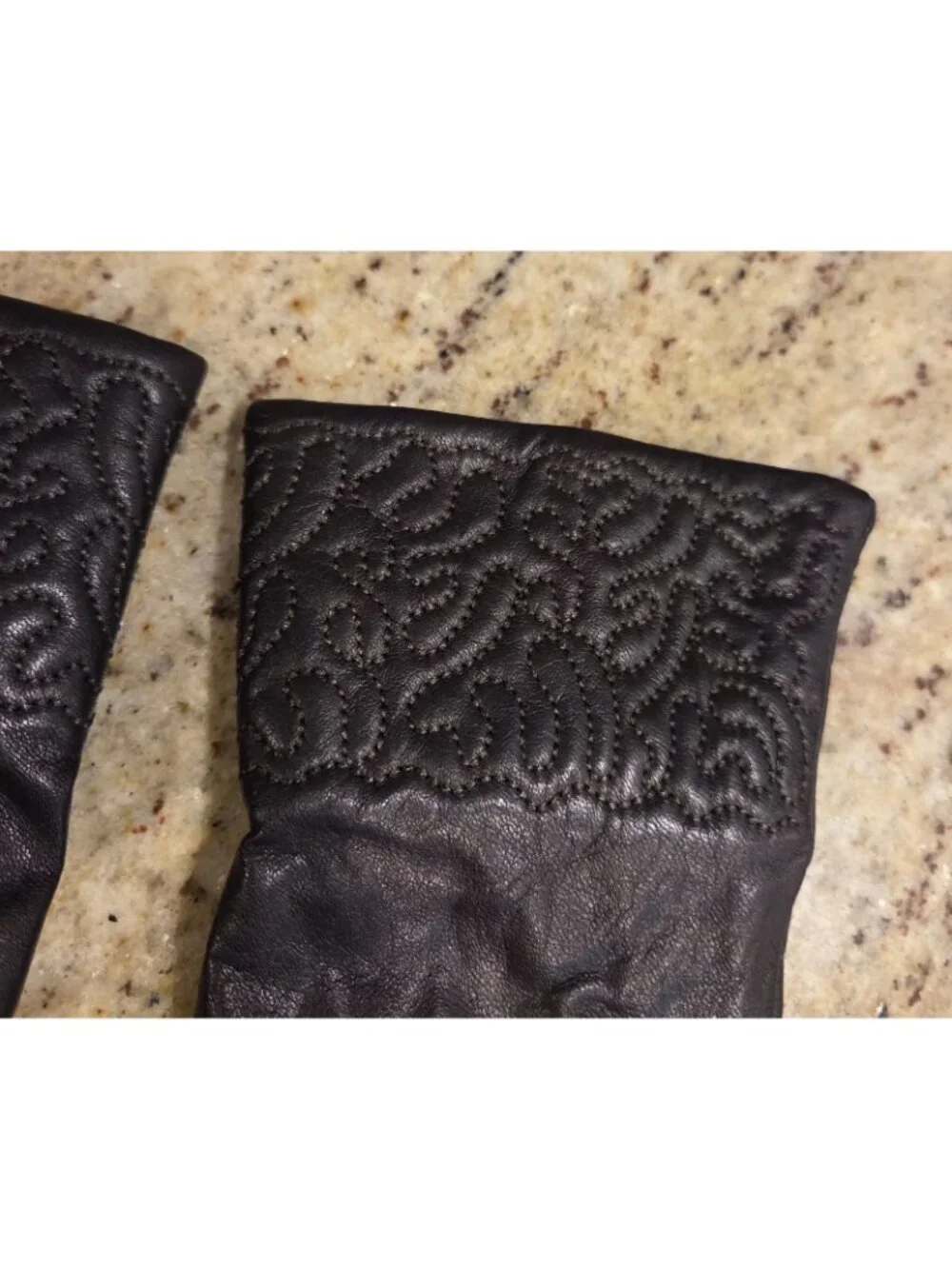 Womens Size M/L Brown Leather Fleece Lined Gloves Scroll Embroidered
